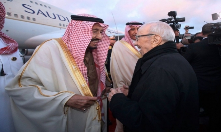 الباجي قائد السبسي يستقبل الملك السعودي سلمان ابن عبد العزيز