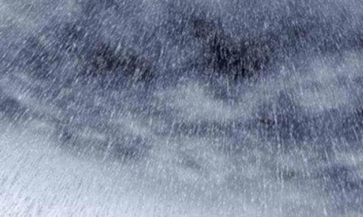 أمطار رعدية وأحيانا غزيرة بهذه المناطق اليوم 