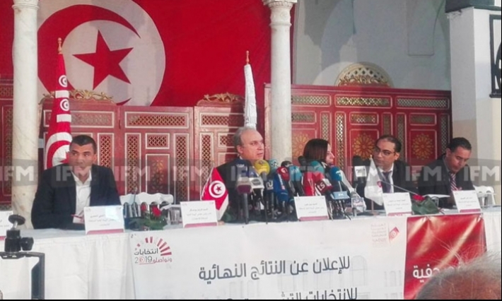 بفون: هيئة الانتخابات تتحصل على درع السلام والإنسانية من منظمة أمريكية للحوكمة المحلية