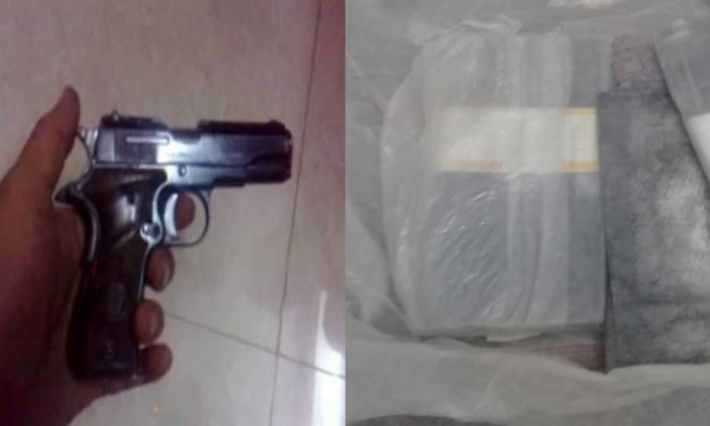 فرقة مكافحة الإرهاب بالقيروان توقف كهلين وتحجز مسدسا وأوراق مالية مزيفة