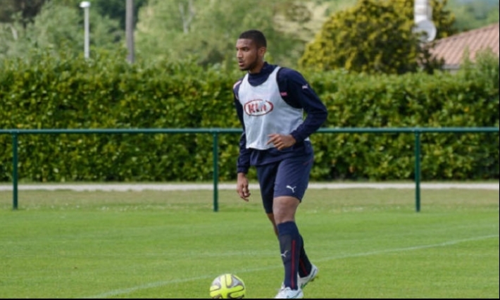 تطورات في ملف اللاعب واليو ضيوف: الإفريقي مهدد بعقوبة منع الانتدابات مجددا