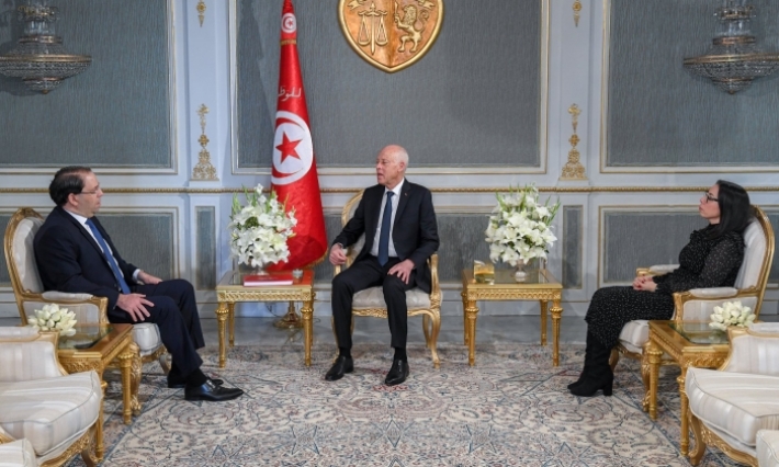 يوسف الشاهد يقدم تقريره النهائي لرئيس الجمهورية 