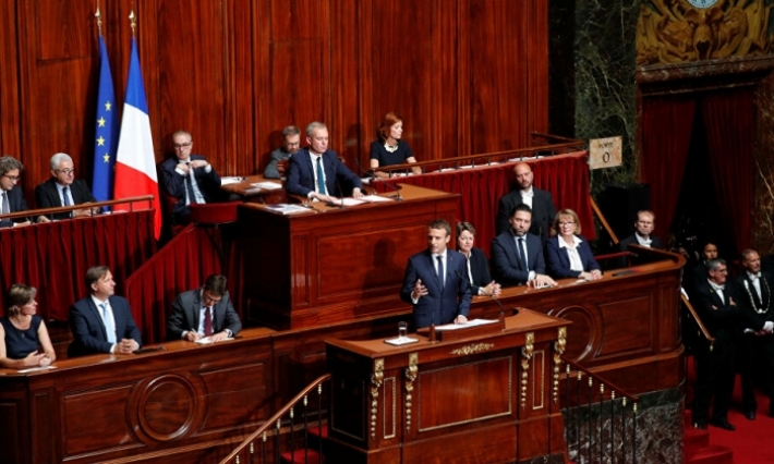 فرنسا تدرس فرض حالة الطوارئ بسبب فيروس كورونا