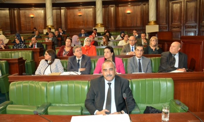 البرلمان يصادق على مشروع قانون المالية لسنة 2020 برمته