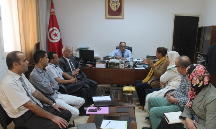 المنستير: تشكيل لجنة جهوية لمتابعة وضعية 13 عائلة فقيرة و6 أشخاص فاقدي السند