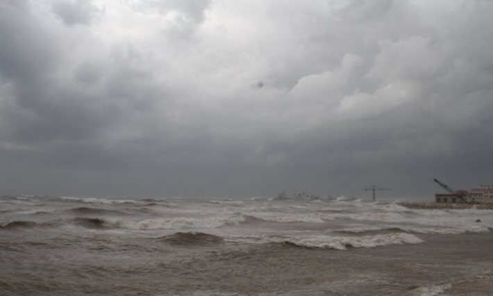 صفاقس| قرقنة: الجيش الوطني يعزز جهود البحث عن البحار المفقود 