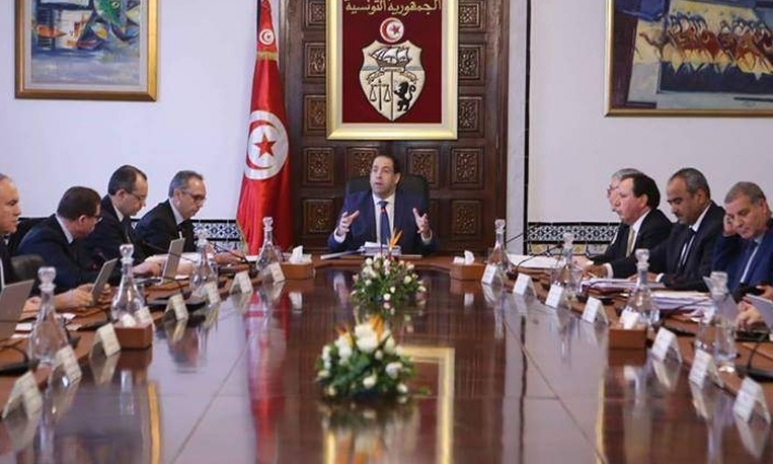 اجتماع مجلس الوزراء يصادق على مشروعي قانونين و11 مشروع أمر حكومي