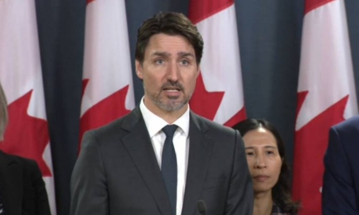 Justin Trudeau à l'isolement, sa femme contaminée par le coronavirus