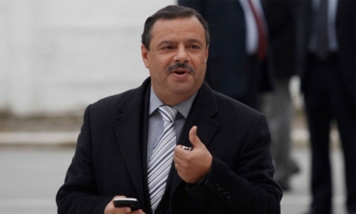 سمير الطيب يُعلن استقالته