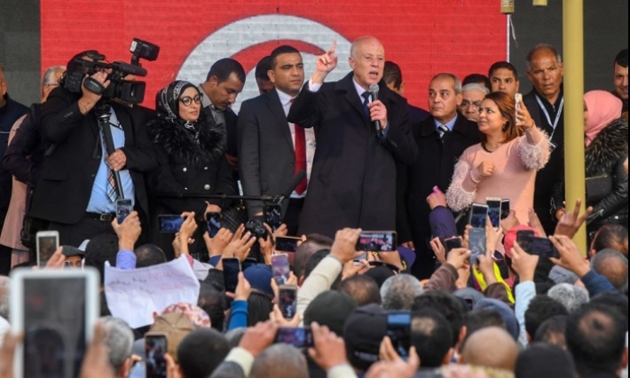 رئيس الجمهورية يعلن تاريخ 17 ديسمبر من كل سنة عيدا وطنيا للثورة