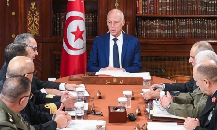 قيس سعيّد: كل التحية والإكبار لأبناء المؤسسة العسكرية على ما يبذلونه من مجهودات ذودا عن الوطن (فيديو) 