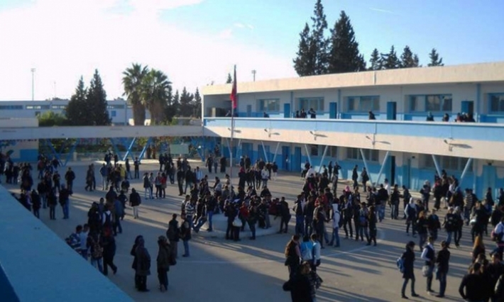 اليوم: استئناف الدروس في المعاهد الثانوية والمدارس الإعدادية