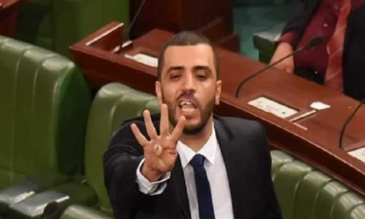 النائب راشد الخياري يعلن صدور حكم بالسجن والغرامة في حقه