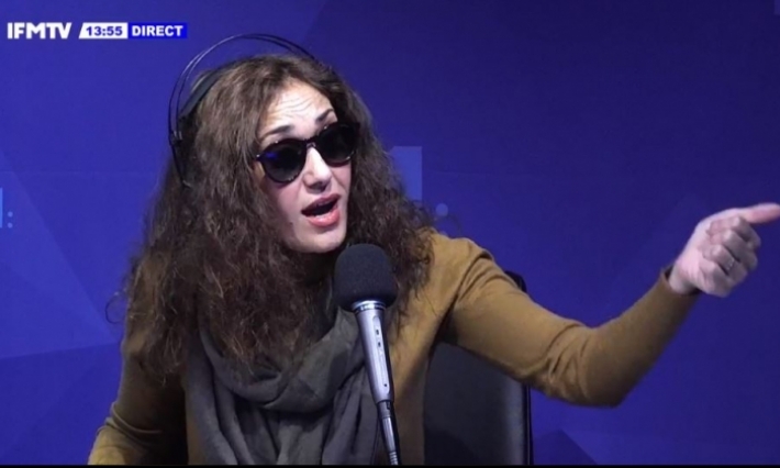 بعد غنائها في جنازة لينا بن مهني: لبنى نعمان ترد على منتقديها