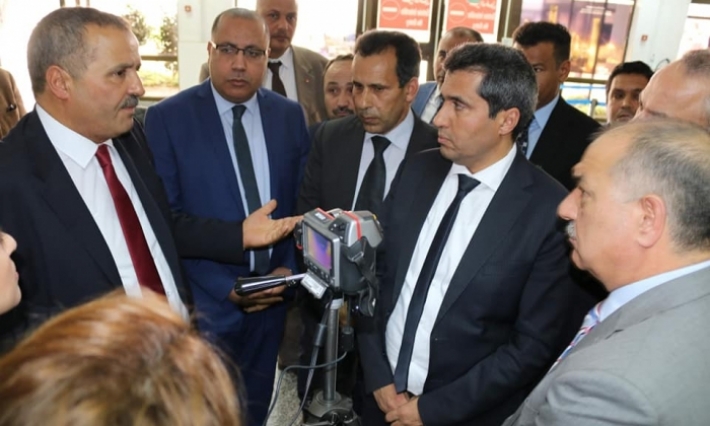 وزير الصحة يدعو المواطنين إلى عدم الهلع وتوخي الحذر