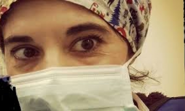 ممرضة مصابة بالكورونا تنتحر لهذا السبب