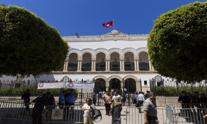 توضيح بخصوص قرار تعليق الجلسات بالمحكمة الابتدائية بالعاصمة بسبب فيروس كورونا 