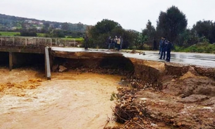 باجة: انهيار قنطرة العبادلة بسيدي اسماعيل يحول دون التحاق تلامذة المنطقة بمقاعد الدراسة