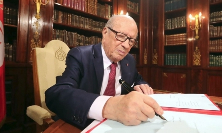 سعيدة قراش تنفي ما راج حول رفض رئيس الجمهورية الإمضاء على قانون المالية