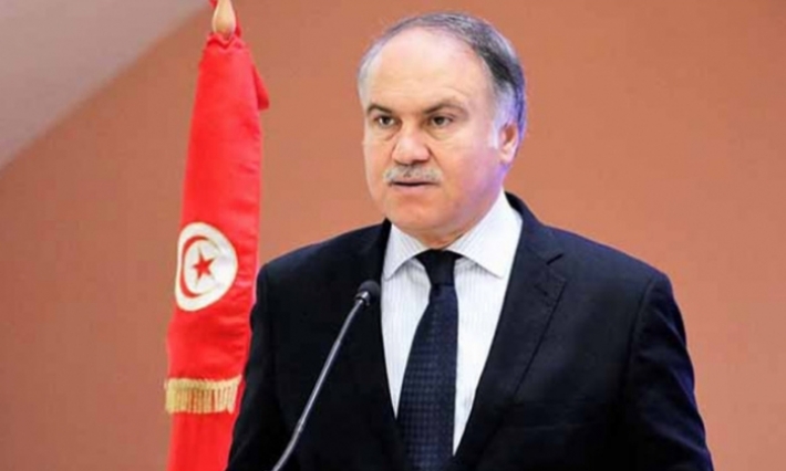 حاتم بن سالم: "حتى لو نهبطو أساتذة من المريخ" مستحيل أن تكون هناك سنة بيضاء