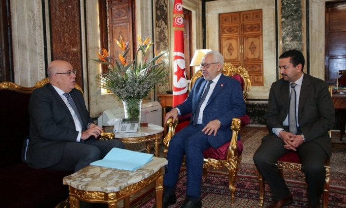 الغنوشي يطّلع على الوضع الاقتصادي والمالي لتونس في لقاء مع محافظ البنك المركزي