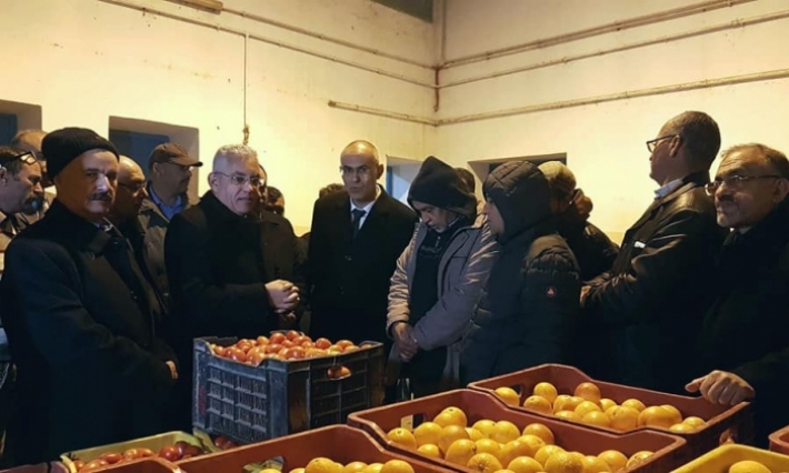  وزير التجهيز يستهل زيارته إلى مدنين بمتابعة وضع التزويد والأسعار بسوق الجملة