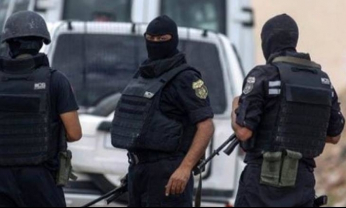 الحيوني يوضح حقيقة العثور على رسالة تهديد بمحيط فضاء تجاري بالبحيرة