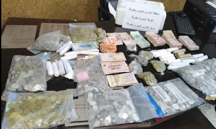 طبرقة: حجز مبالغ مالية ومستلزمات مخابر وتحاليل طبية دون فواتير