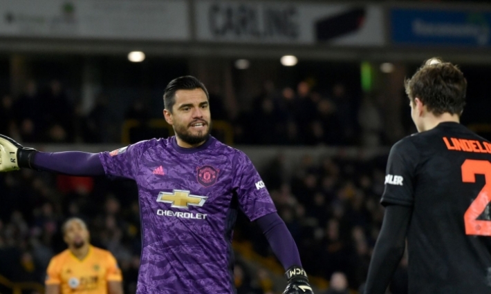  Le gardien de Manchester United, indemne après un accident de la route