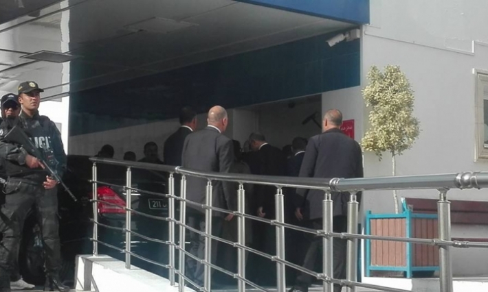 رئيس الجمهورية يحل بمستشفى قوات الأمن الداخلي بالمرسى