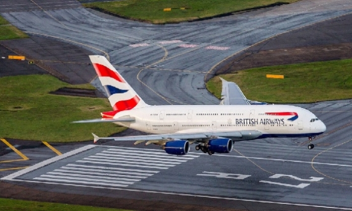 شلل تام يصيب رحلات الناقلة الجوية البريطانية 