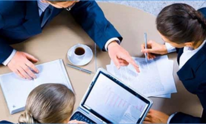 اعداد مشروع أمر حكومي لتوسيع صلاحيات المتفقدين من أجل إحكام التصدي للدروس الخصوصية