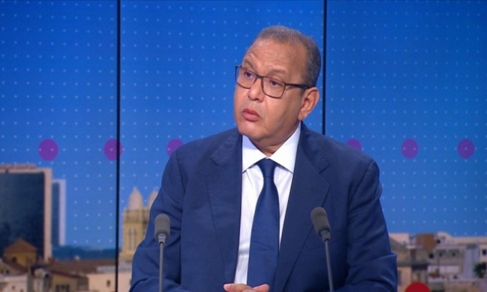    سمير ماجول رئيس منظمة الأعراف:  على النواب أن يقرؤوا القوانين قبل المصادقة عليها 