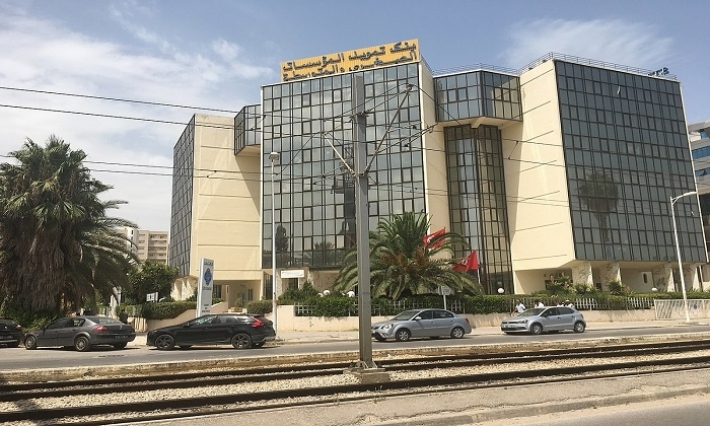 خط تمويل فرنسي بـ92 مليارا لفائدة المؤسسات الصغرى والمتوسطة التونسية 