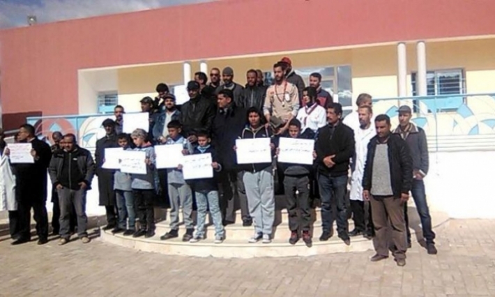 غلق قسم العيادات الخارجية للمستشفى المحلي في الرديف احتجاجا على الانتصاب الفوضوي أمام مداخله