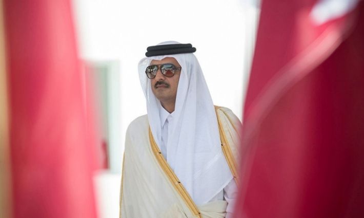في خطوة غير متوقعة: أمير قطر يتلقى دعوة رسمية من العاهل السعودي