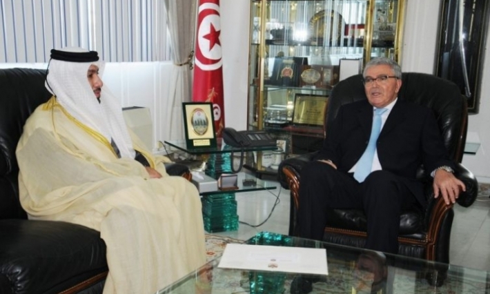 مزيد تطوير العلاقات التونسية الإماراتية محور لقاء وزير الدفاع بسفير الإمارات بتونس
