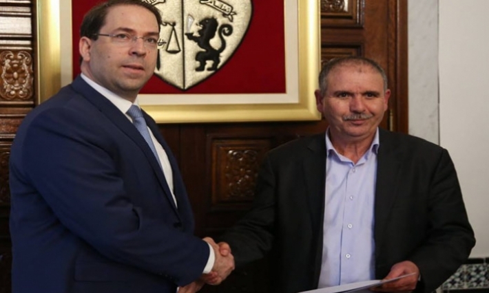 رسميا: توقيع اتفاق الزيادة في الأجور في الوظيفة العمومية وإلغاء الإضراب العام