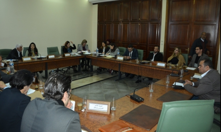 المصادقة على مقترح مشروع قانون لمنح أعضاء البرلمان جوازات سفر دبلوماسية