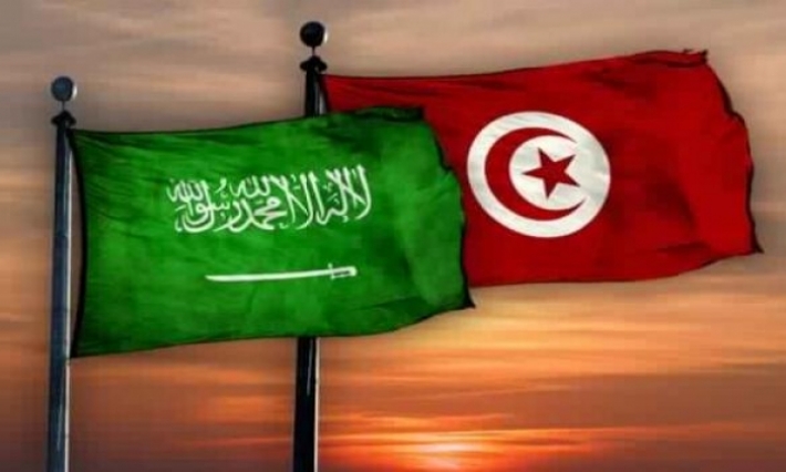 وزيران سعوديان يؤديان زيارة بيوم إلى تونس