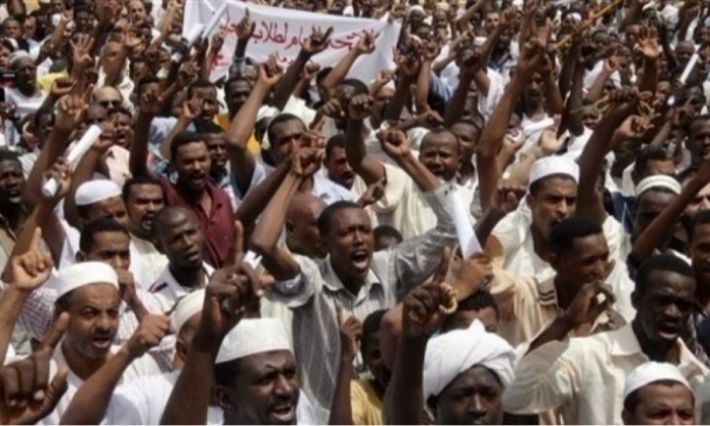  مقتل 16 سودانيا خلال الاعتصامات والتجمهرات 