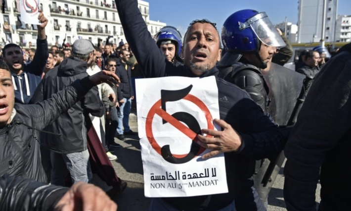 استقالات إعلامية في الجزائر على خلفية المظاهرات ضد بوتفليقة