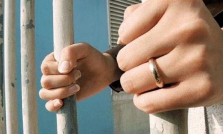 تونس: إيقاف امرأة من أجل سرقة صكوك بنكية وتدليسها