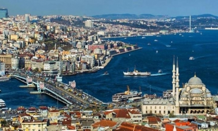  زلزال قوي يضرب مدينة إسطنبول التركية