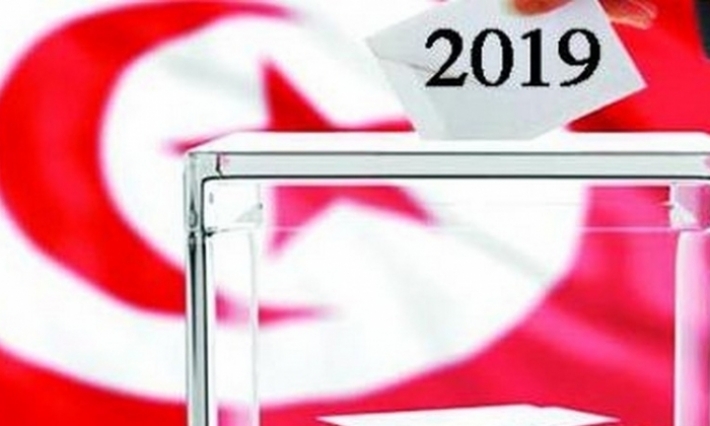 انطلاق عملية تعليق البيانات الانتخابية وصور المترشحين في اليوم الأول من الحملة ورفع تجاوزات في عدم التأشير