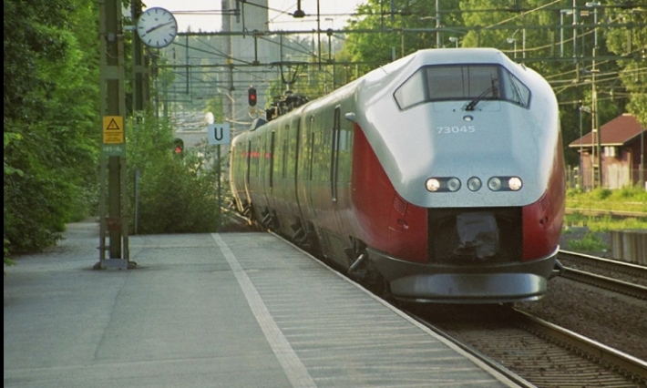 ألمانيا: تعليق حركة القطارات في المحطة الرئيسية بفرانكفورت