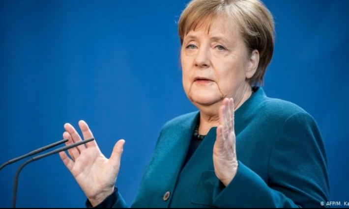 ميركل لم تشكر الطبيب رضوان كمون في كلمتها وإسمه يستعمل في عملية تحيل 