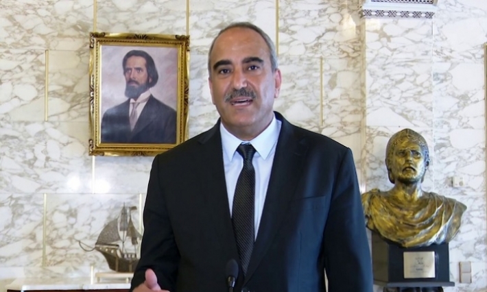 وزير المالية: نتعهّد بصرف أجور العاملين في راديو شمس وتسريع عملية التفويت فيه بالبيع 