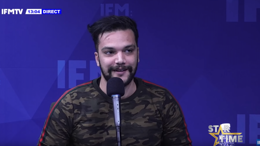 هو عيطلي hor cujet فاخر بالحاج عمر : قناة الحوار عيطتلي ورفضت و