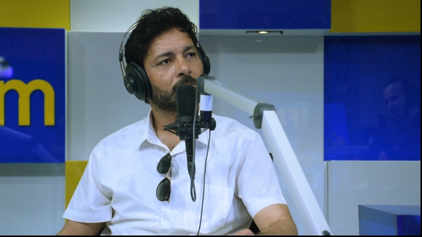 Riadh Jlassi: je suis cultivé et j'écris des poèmes